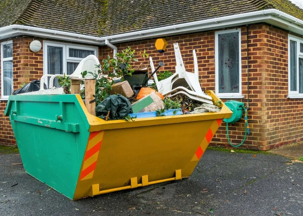 Yard Waste Pickup and Disposal Service In Camas