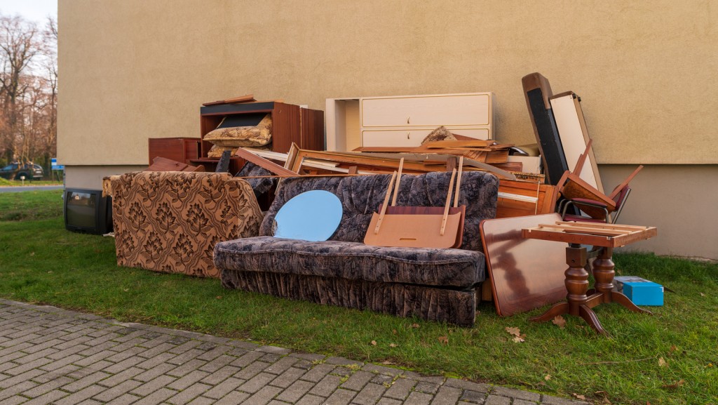 Furniture Removal Service In Camas